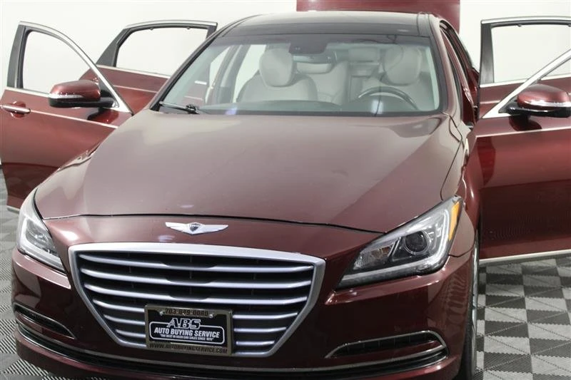 2015 Hyundai Genesis - Image 2 of 20
