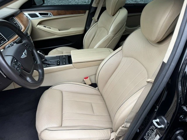 2015 Hyundai Genesis - Image 7 of 20