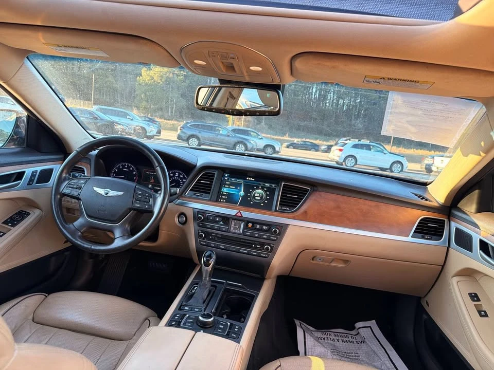 2015 Hyundai Genesis - Image 18 of 19