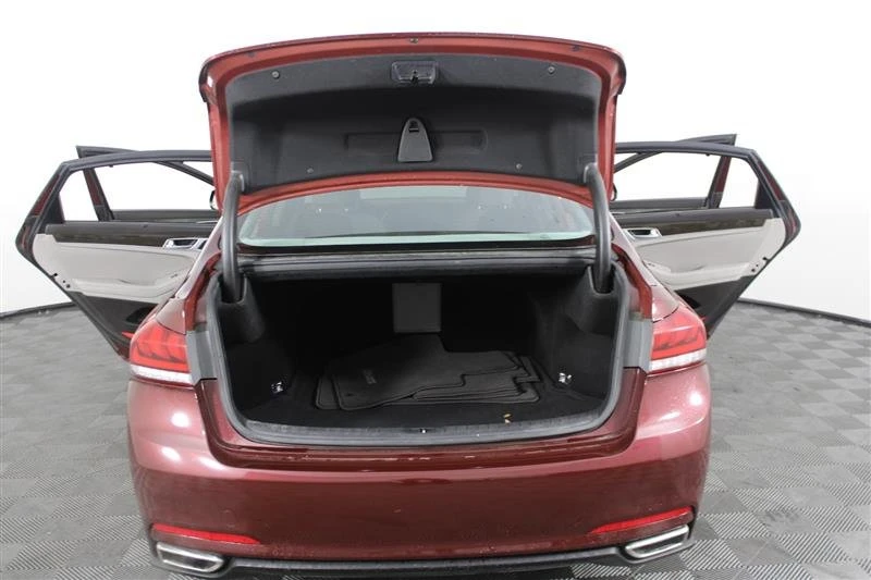 2015 Hyundai Genesis - Image 10 of 20