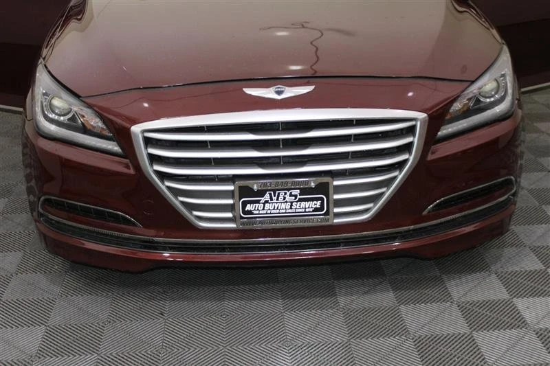 2015 Hyundai Genesis - Image 15 of 20