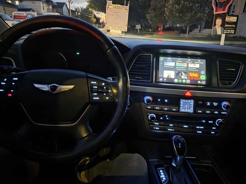 2015 Hyundai Genesis - Image 2 of 6