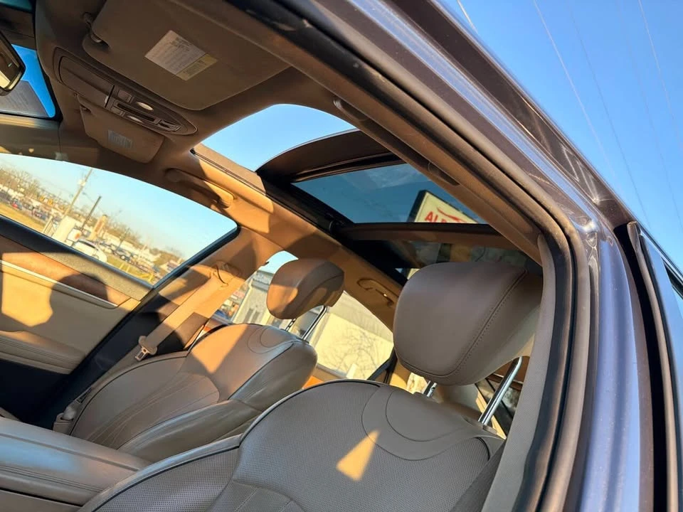 2015 Hyundai Genesis - Image 15 of 19