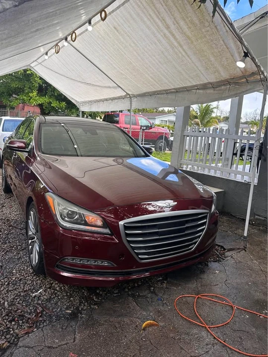 2015 Hyundai Genesis - Image 9 of 13