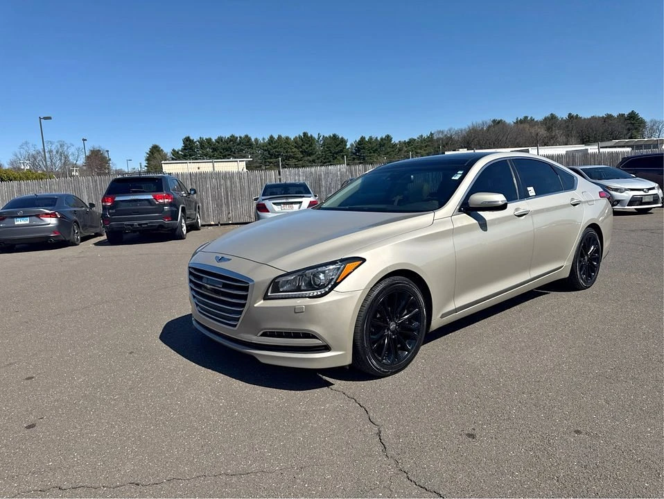 2015 Hyundai Genesis - Image 2 of 21