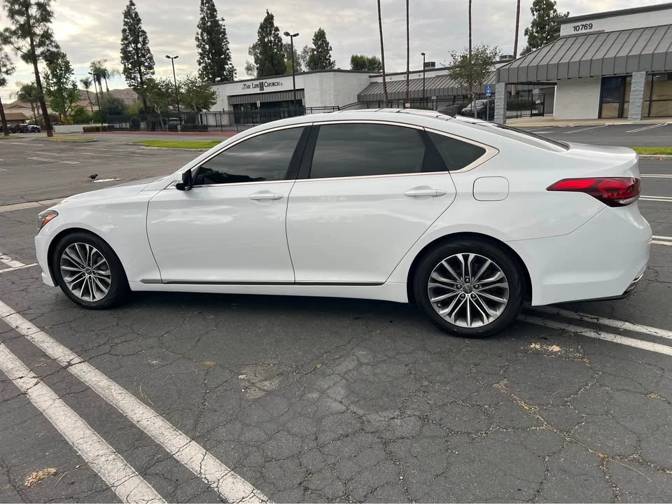 2015 Hyundai Genesis - Image 6 of 20