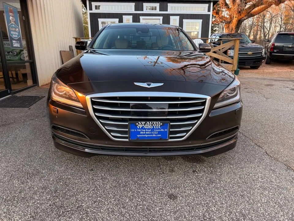 2015 Hyundai Genesis - Image 2 of 20