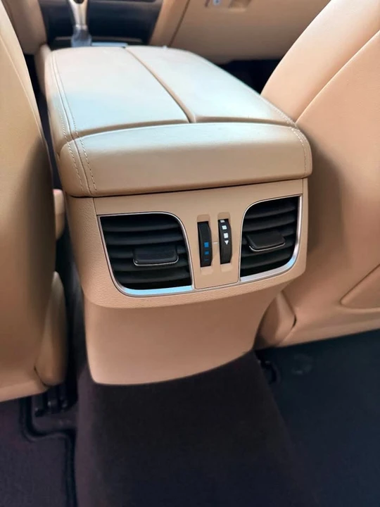 2015 Hyundai Genesis - Image 20 of 20