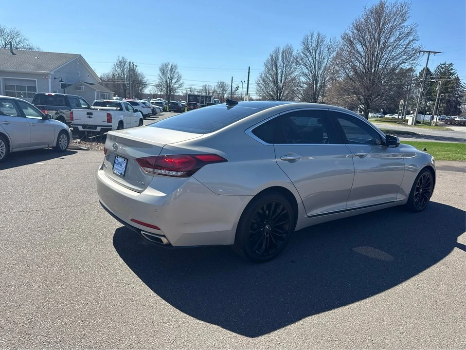 2015 Hyundai Genesis - Image 6 of 21