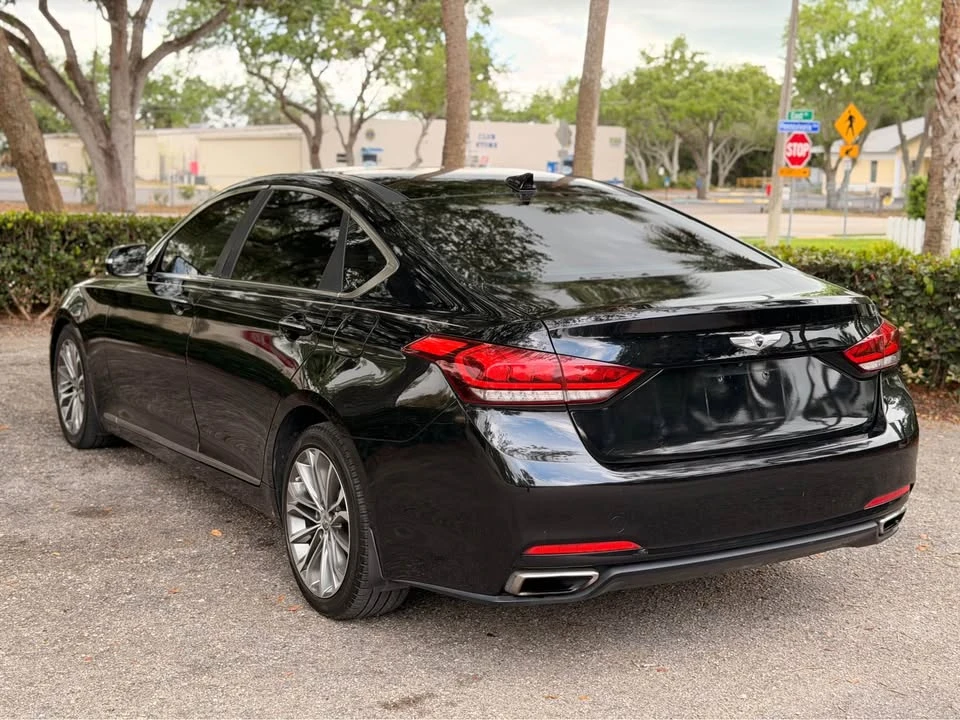 2015 Hyundai Genesis - Image 4 of 16