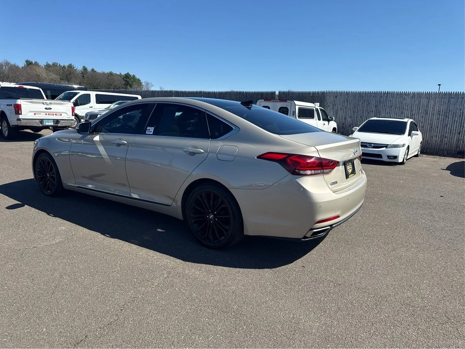 2015 Hyundai Genesis - Image 8 of 21