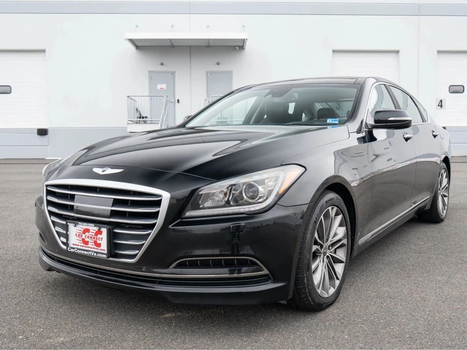 2015 Hyundai Genesis - Image 2 of 20