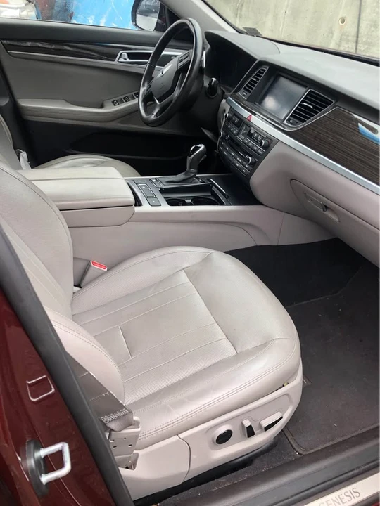 2015 Hyundai Genesis - Image 3 of 9