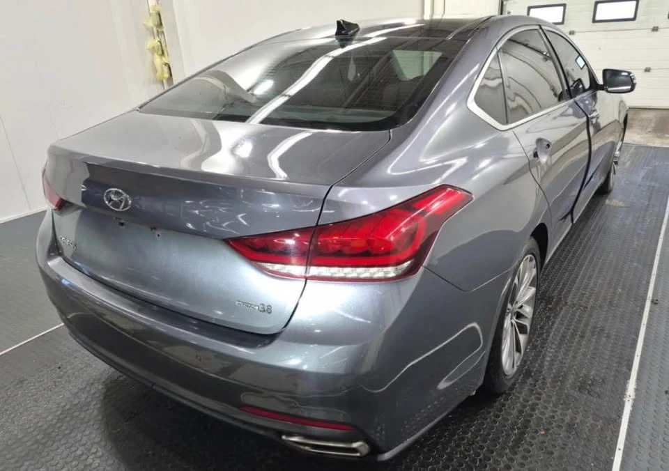 2015 Hyundai Genesis - Image 3 of 6