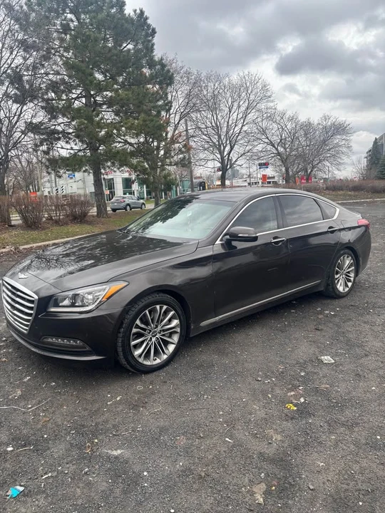 2015 Hyundai Genesis - Image 7 of 11