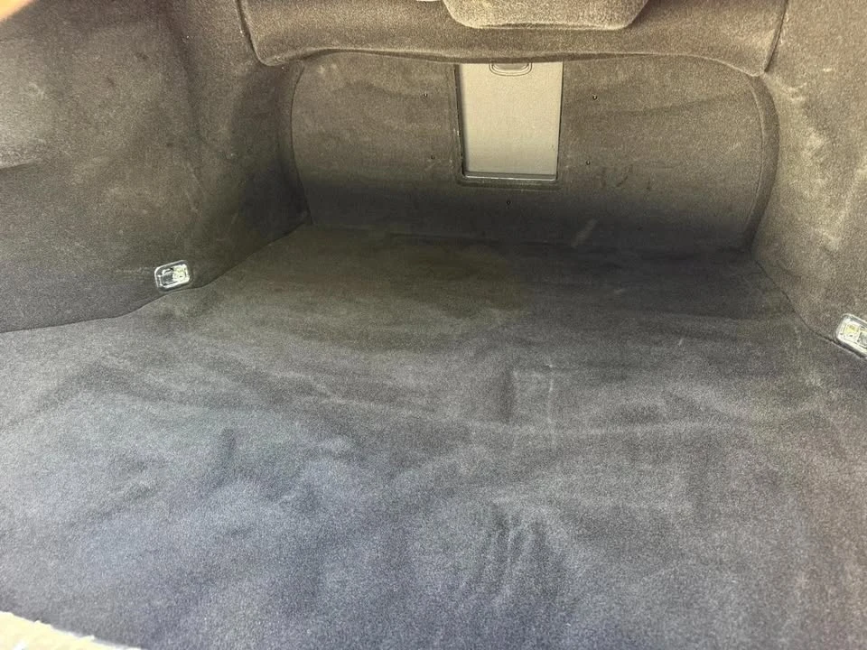 2015 Hyundai Genesis - Image 18 of 20