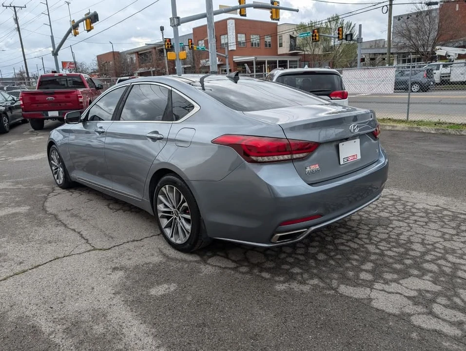 2015 Hyundai Genesis - Image 5 of 15