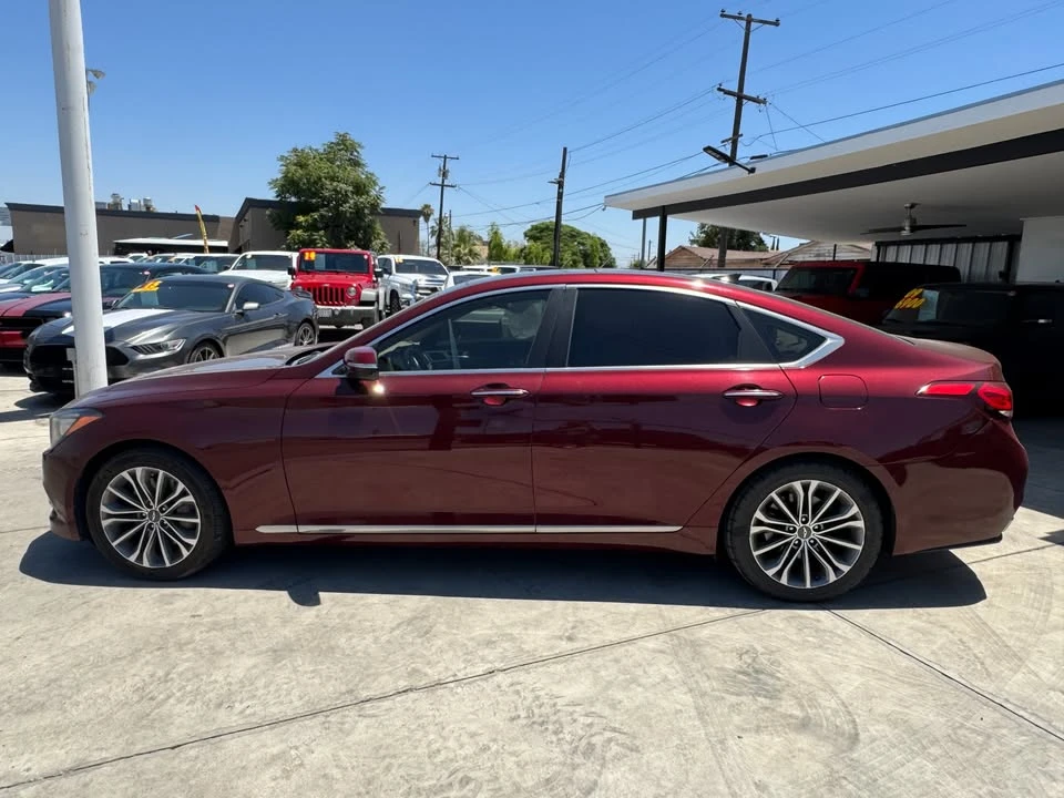 2015 Hyundai Genesis - Image 10 of 11