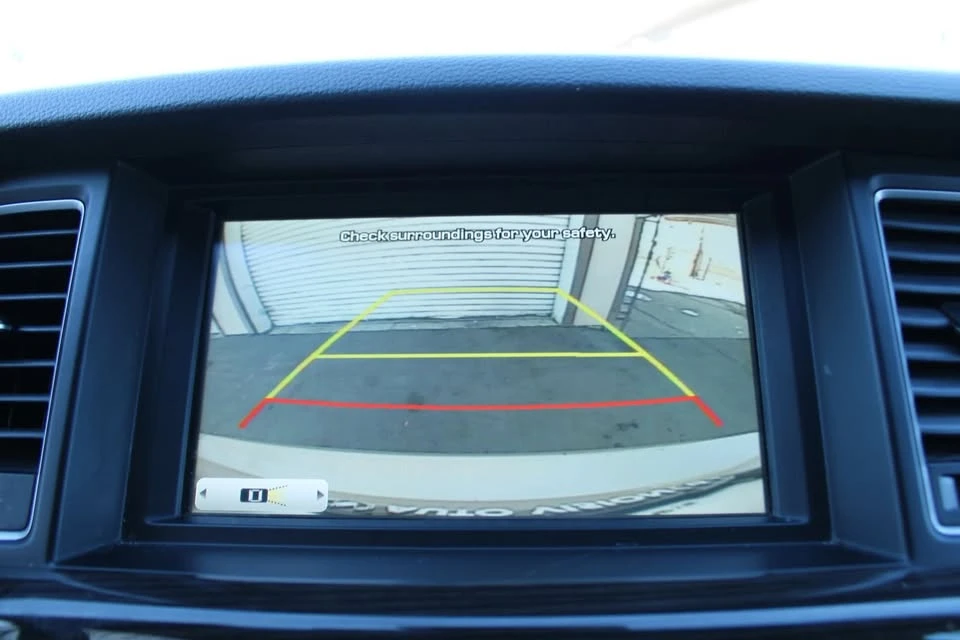 2015 Hyundai Genesis - Image 14 of 19
