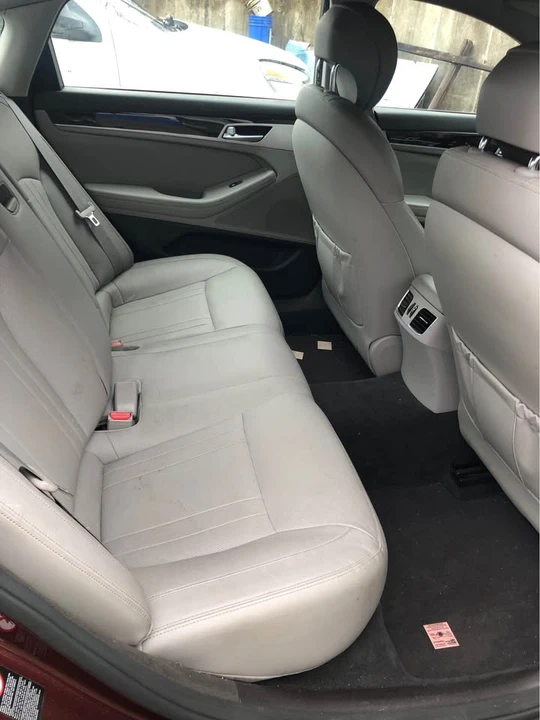 2015 Hyundai Genesis - Image 5 of 9