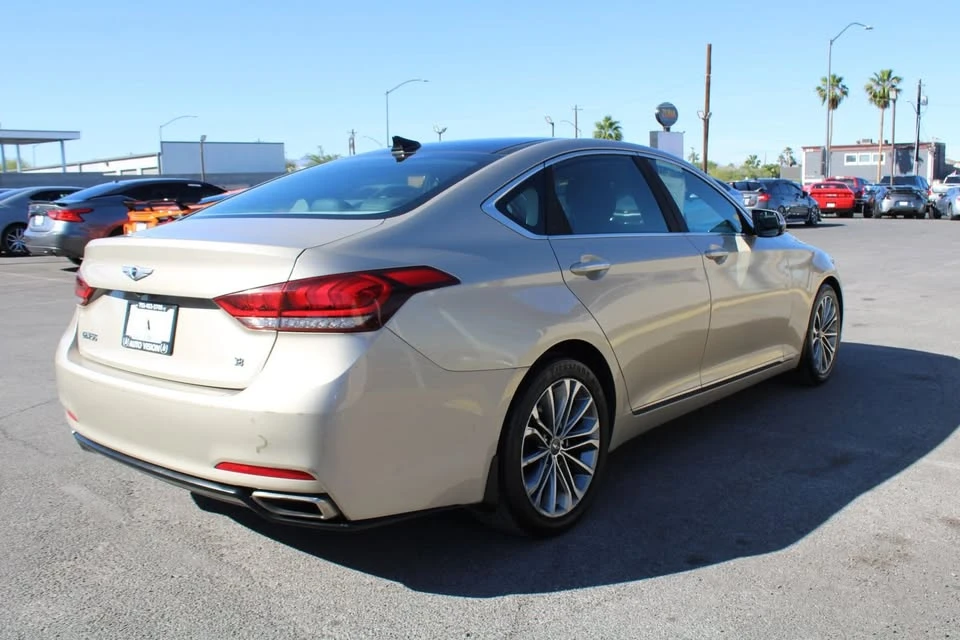 2015 Hyundai Genesis - Image 4 of 19