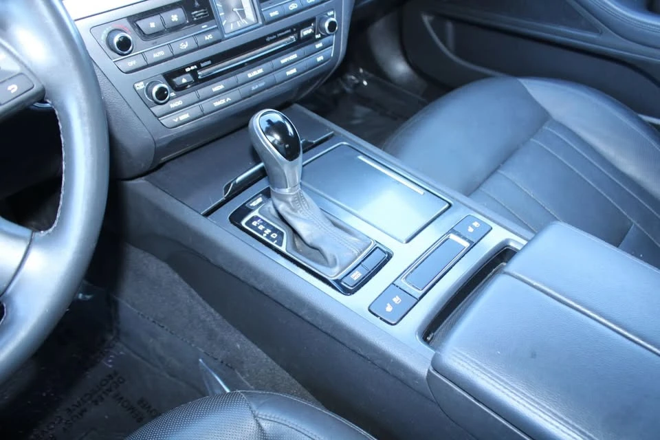 2015 Hyundai Genesis - Image 19 of 19