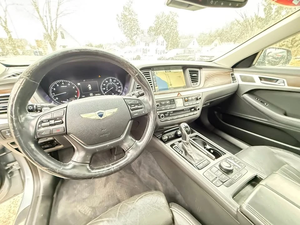 2015 Hyundai Genesis - Image 6 of 12