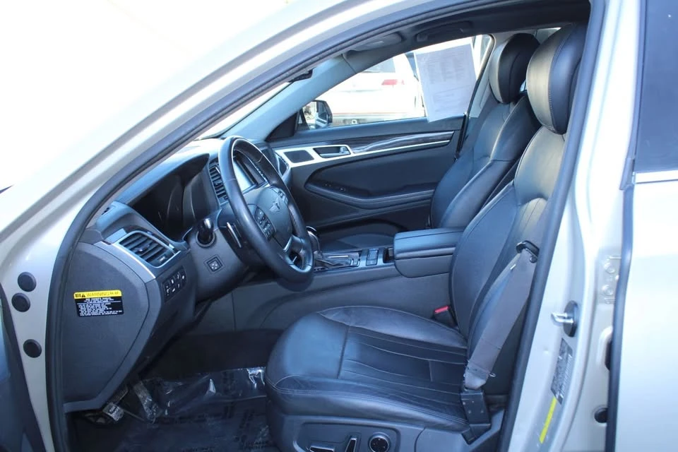 2015 Hyundai Genesis - Image 6 of 19