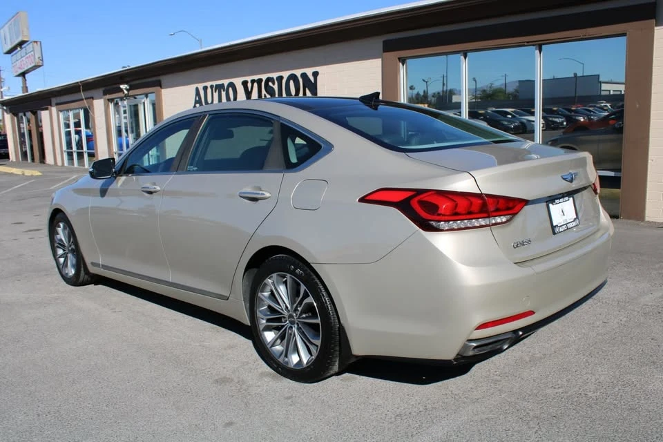 2015 Hyundai Genesis - Image 5 of 19