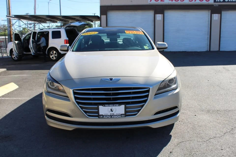 2015 Hyundai Genesis - Image 2 of 19