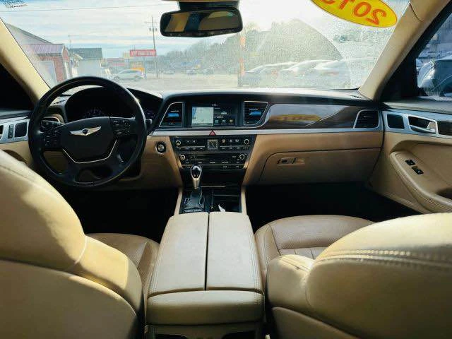 2015 Hyundai Genesis - Image 17 of 17