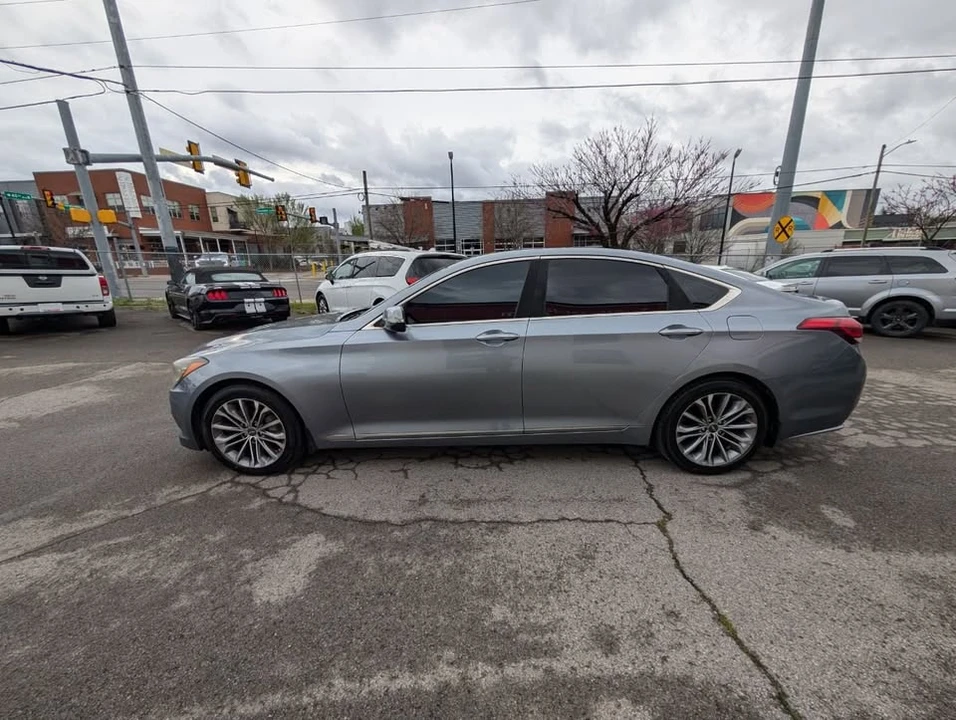 2015 Hyundai Genesis - Image 8 of 19