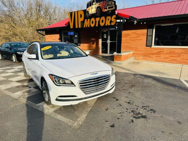 2015 Hyundai Genesis - Image 2 of 17