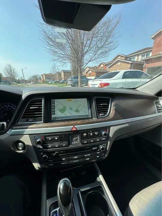 2015 Hyundai Genesis - Image 7 of 7