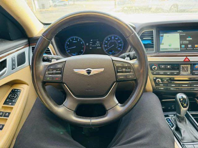 2015 Hyundai Genesis - Image 11 of 17