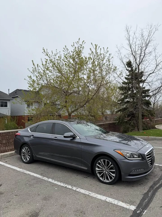 2015 Hyundai Genesis - Image 4 of 12