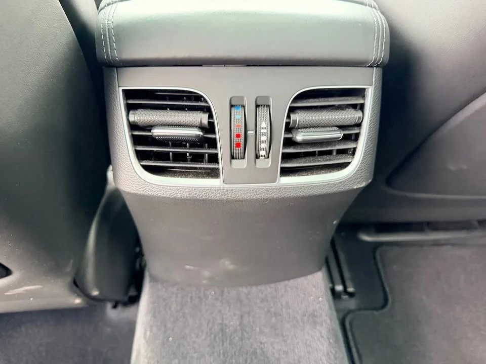 2015 Hyundai Genesis - Image 20 of 20