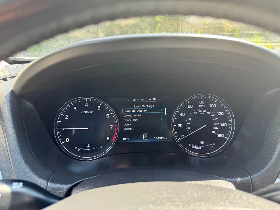 2015 Hyundai Genesis - Image 16 of 20