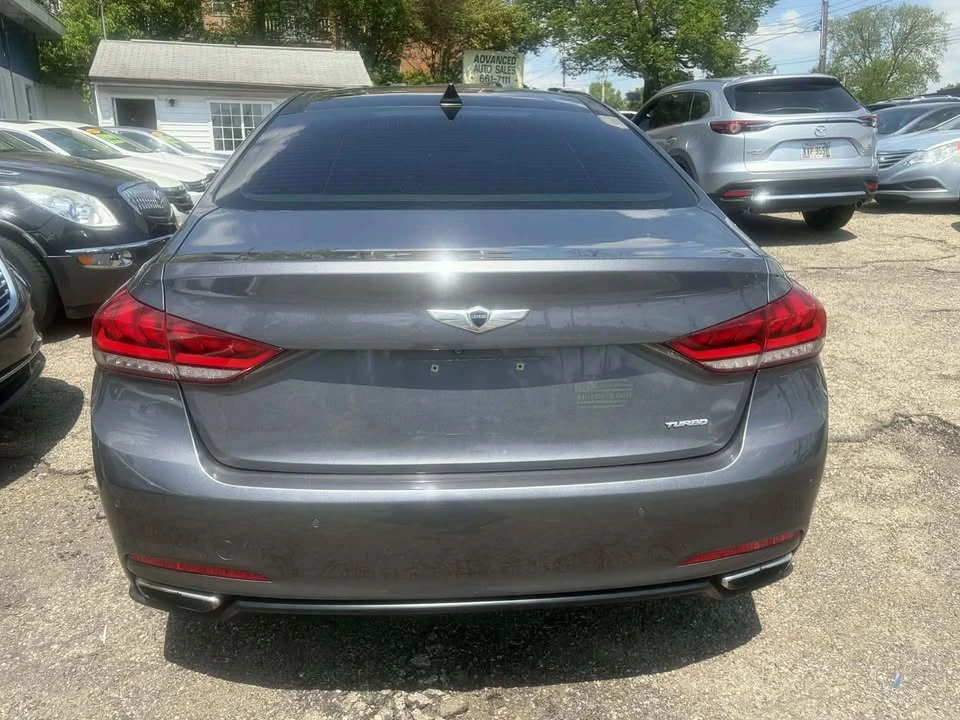 2015 Hyundai Genesis - Image 8 of 11