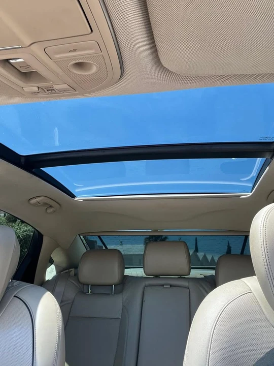2015 Hyundai Genesis - Image 11 of 12