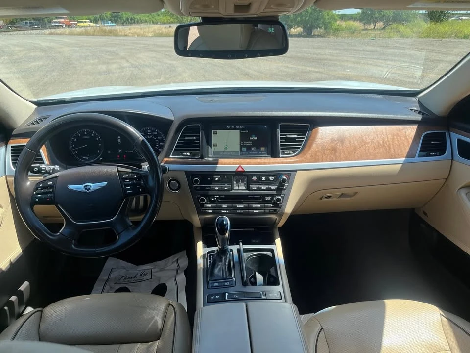 2015 Hyundai Genesis - Image 9 of 12