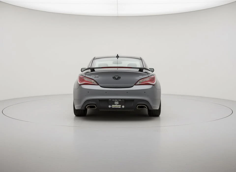 2015 Hyundai Genesis - Image 4 of 15