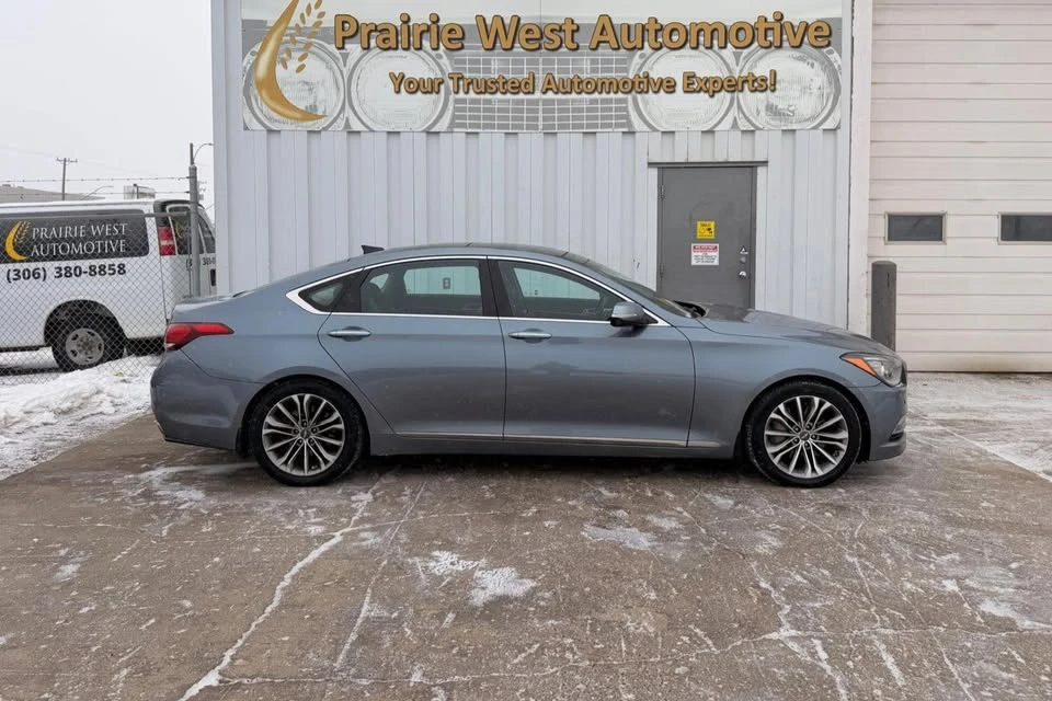 2015 Hyundai Genesis - Image 7 of 20