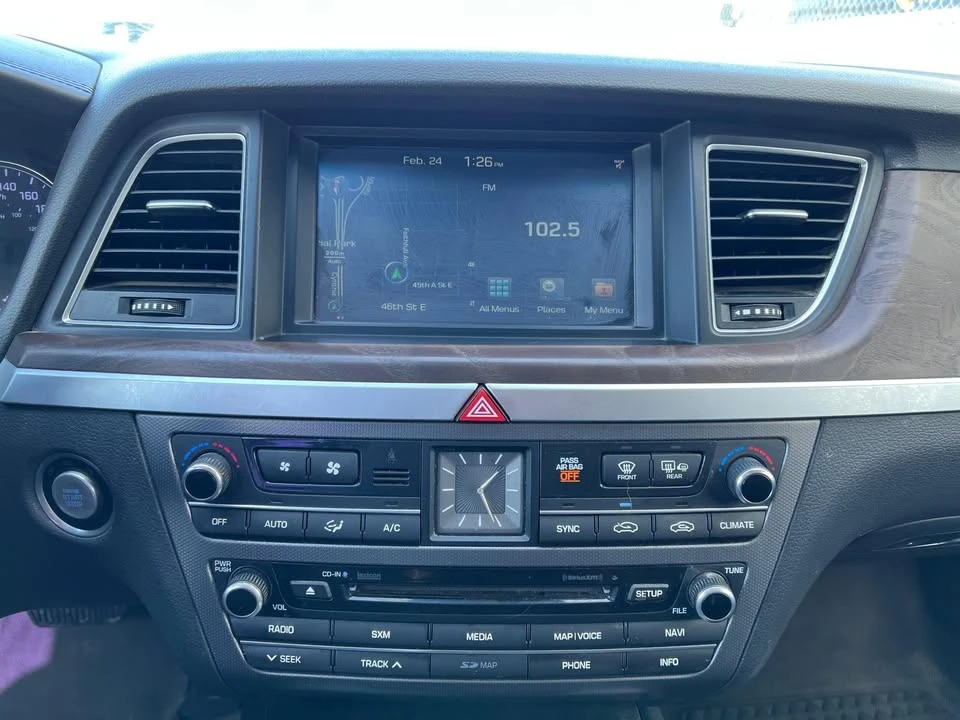 2015 Hyundai Genesis - Image 9 of 20