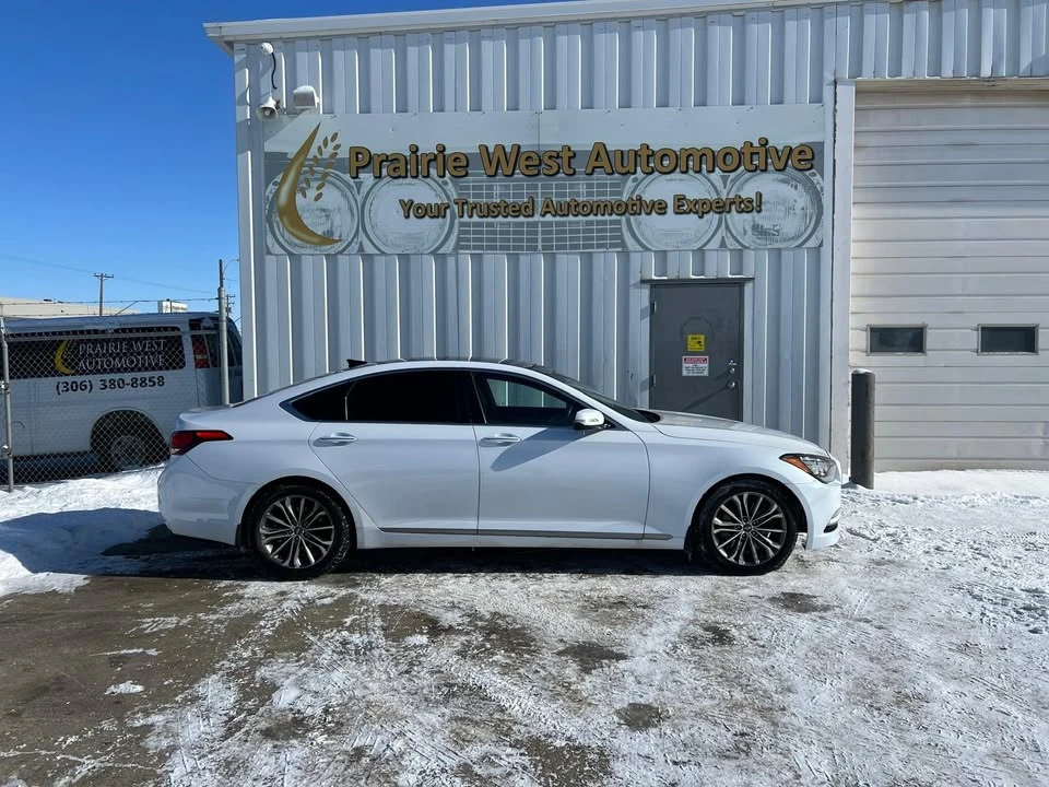 2015 Hyundai Genesis - Image 4 of 19