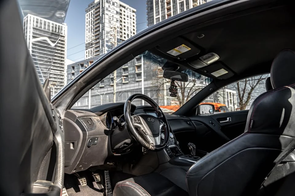 2015 Hyundai Genesis Coupe - Image 7 of 19