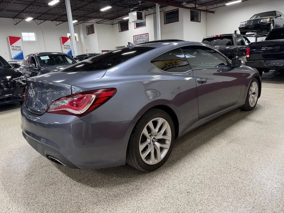 2015 Hyundai Genesis - Image 6 of 20