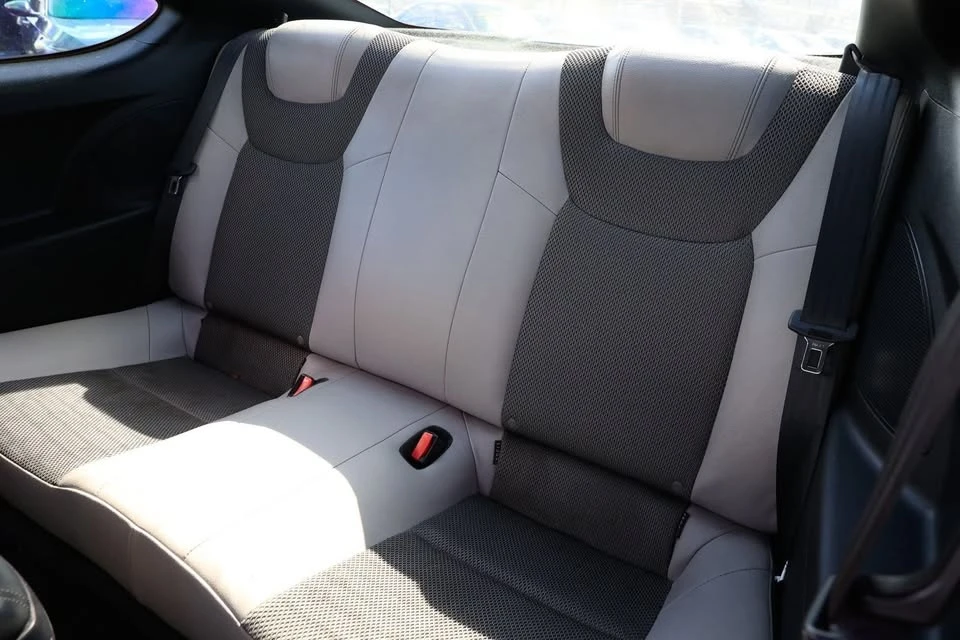 2015 Hyundai Genesis - Image 7 of 7