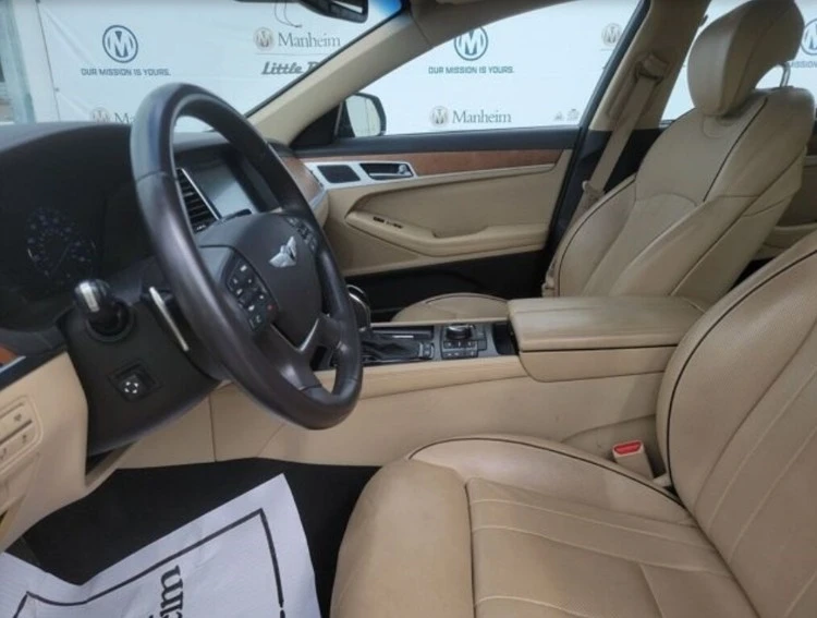 2015 Hyundai Genesis - Image 4 of 8