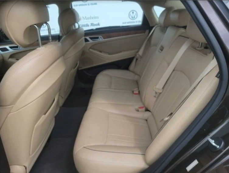 2015 Hyundai Genesis - Image 7 of 8